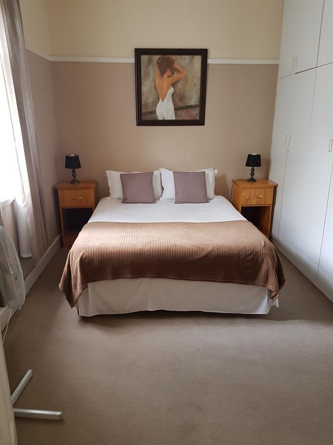 โอเอซิส ชานตี แบคแพคเกอร์ส Hostel เอาท์สโฮร์น ภายนอก รูปภาพ