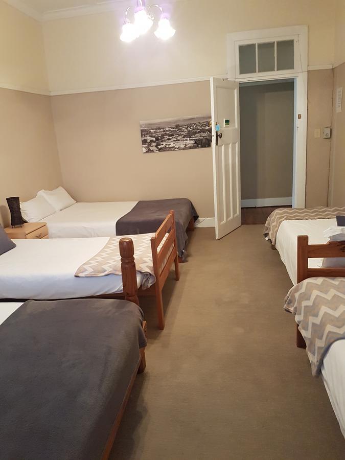 โอเอซิส ชานตี แบคแพคเกอร์ส Hostel เอาท์สโฮร์น ภายนอก รูปภาพ