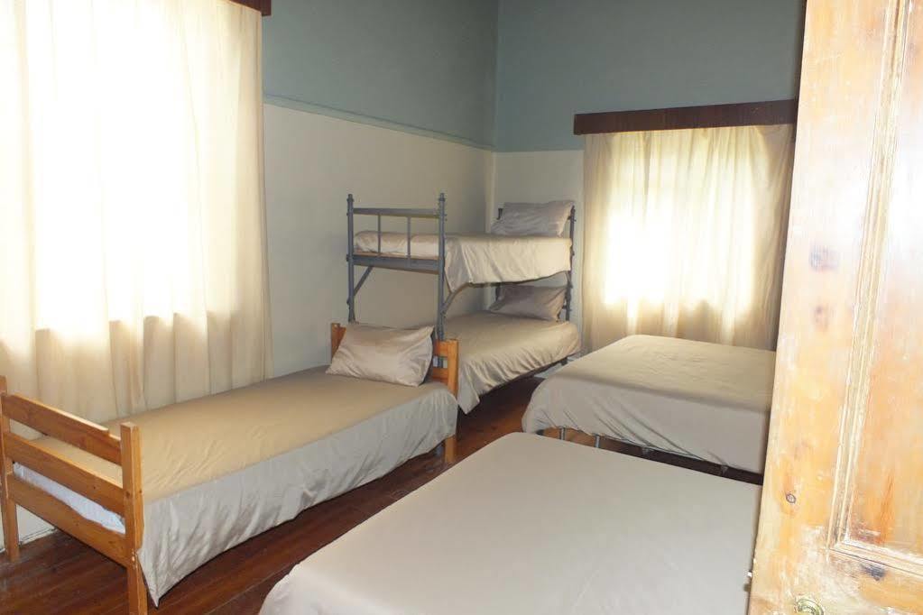 โอเอซิส ชานตี แบคแพคเกอร์ส Hostel เอาท์สโฮร์น ภายนอก รูปภาพ